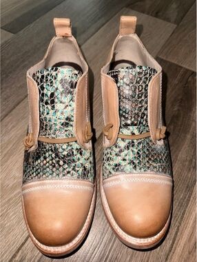 Freebird Mabel Women's Tan  Leather and Snake Print Ankle Boots, 9 EUC